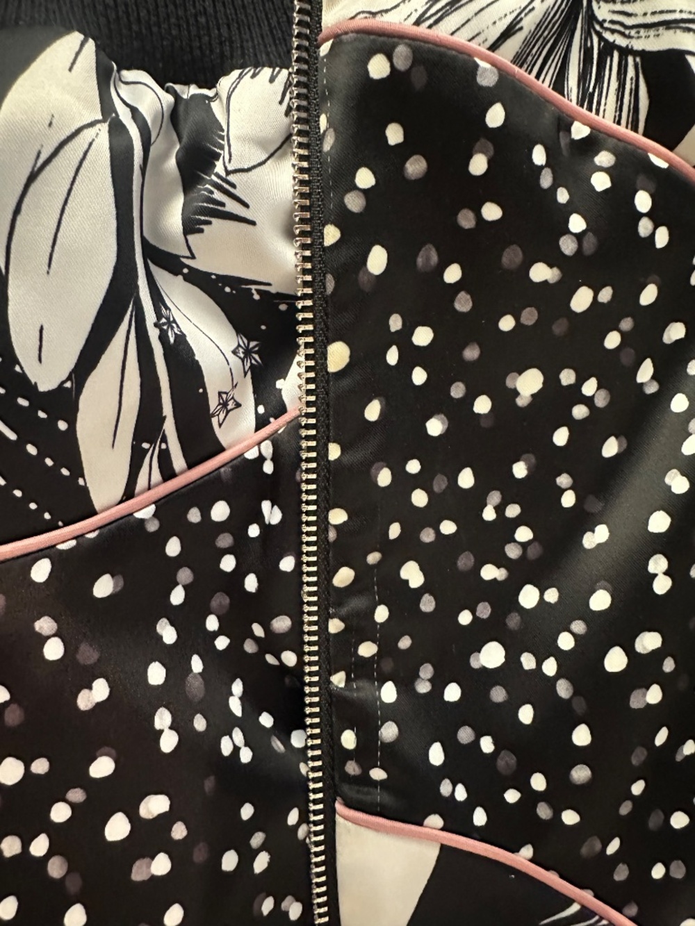 bebe Black & White Patterned Bomber Jacket - Picture 8 of 8